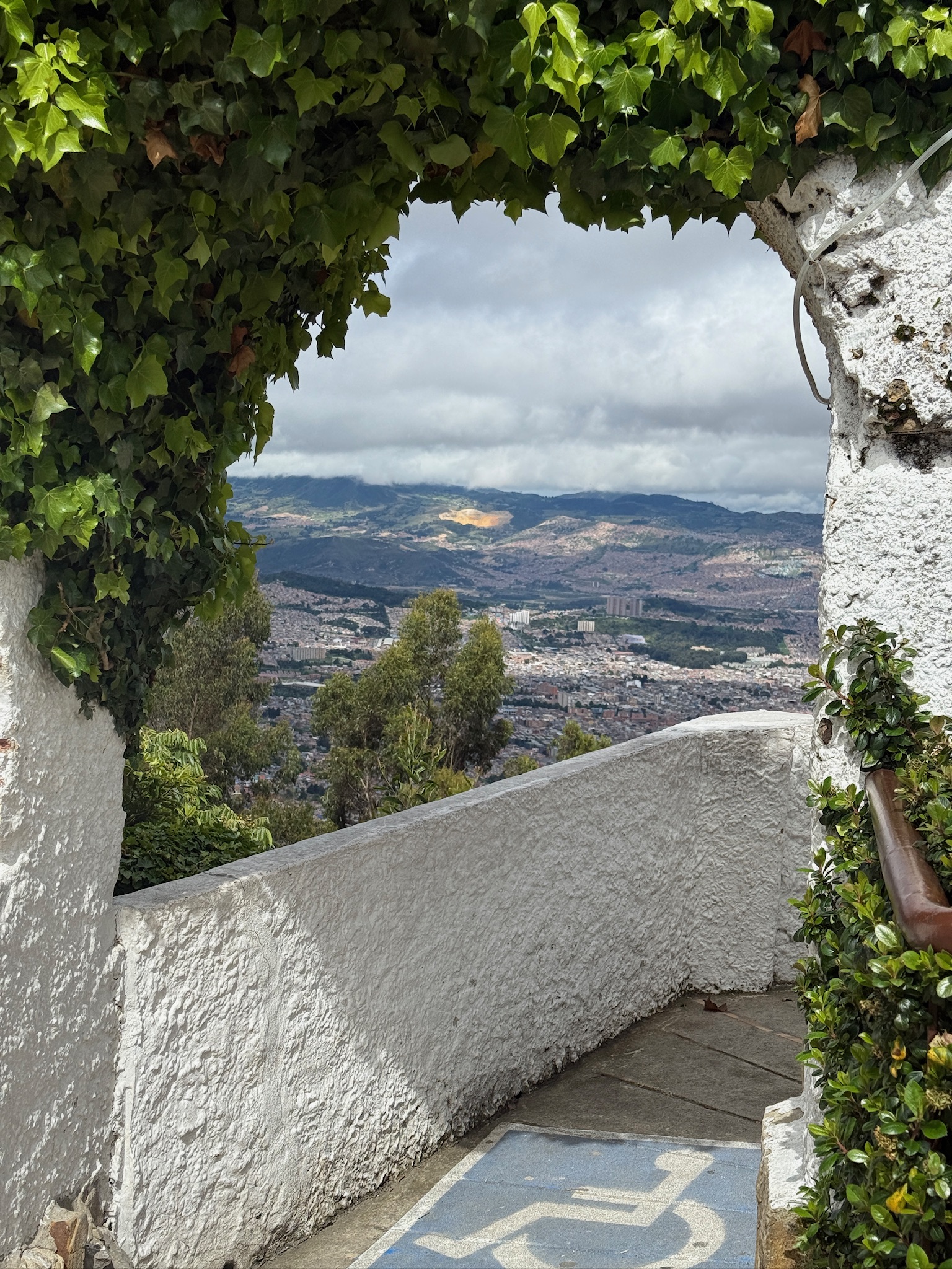 Best things to do in Bogota Colombia. Panoramic view of Bogotá from Cerro Monserrate – one of the top things to do in Bogota for incredible city views.